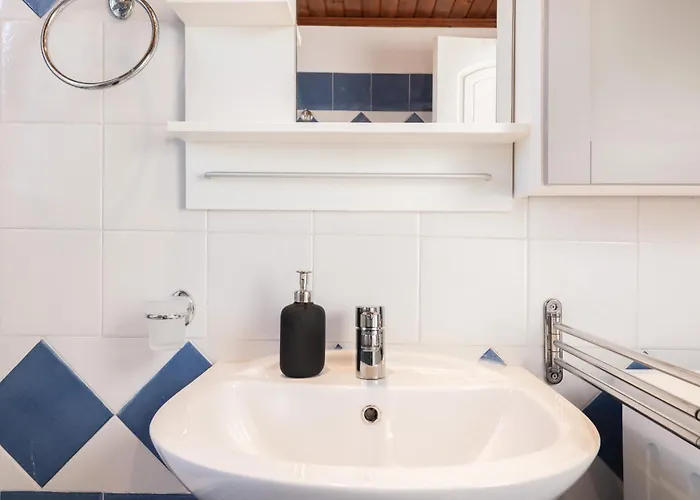 Sea View Maisonette شقة