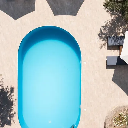 Sea View Maisonette *